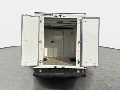 New 2025 GMC Savana 3500 w/ Power Convenience Package