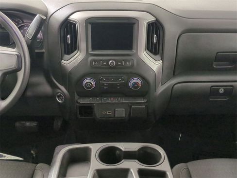 Certified 2022 Chevrolet Silverado 1500 Custom image 18