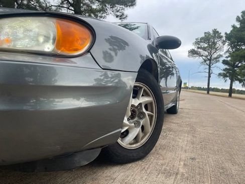 Used 2004 Pontiac Grand Am SE FWD image 6
