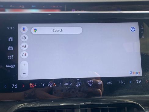 Used 2024 Lincoln Nautilus Premier image 18