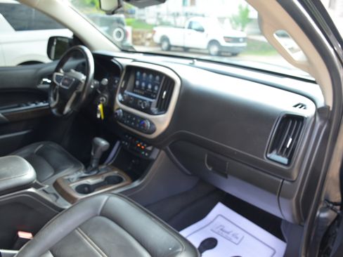 Used 2020 GMC Canyon Denali AWD/4WD image 36