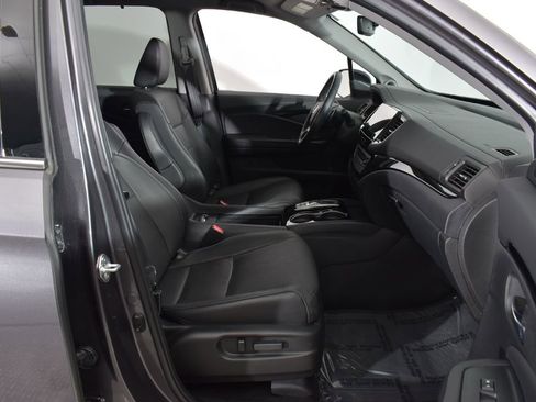 Used 2021 Honda Pilot Elite image 27