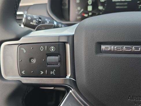 New 2026 Land Rover Discovery Limited Edition image 19