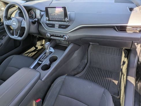 Used 2025 Nissan Altima 2.5 S image 20