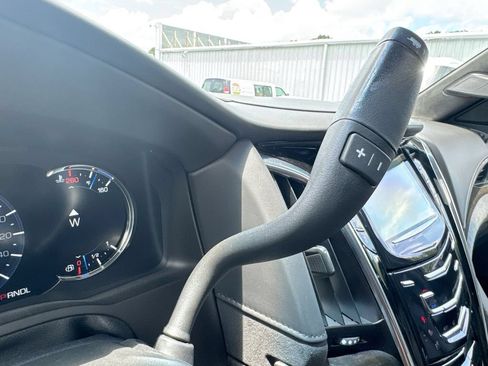Used 2019 Cadillac Escalade ESV Platinum AWD/4WD image 23