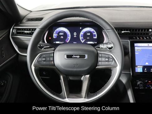 Used 2025 Jeep Grand Cherokee L Limited w/ Luxury Tech Group II image 7