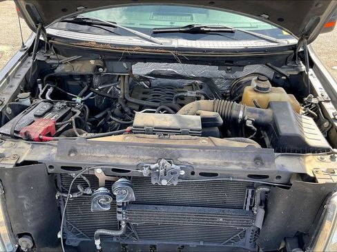Used 2011 Ford F150 XLT w/ XLT Chrome Pkg RWD image 10