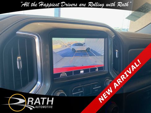 Used 2020 Chevrolet Silverado 1500 LT w/ Texas Edition image 13