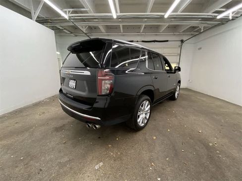 Used 2024 Chevrolet Tahoe High Country w/ Premium Package image 6