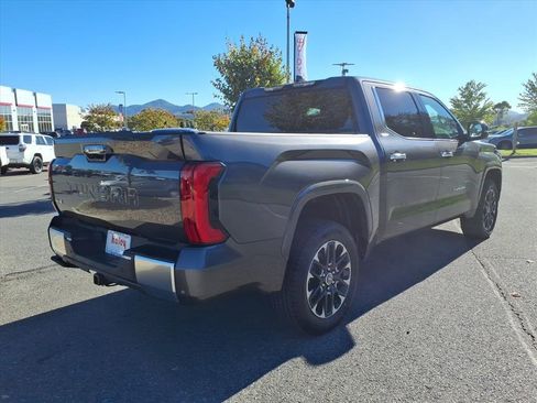 Used 2022 Toyota Tundra Limited image 4