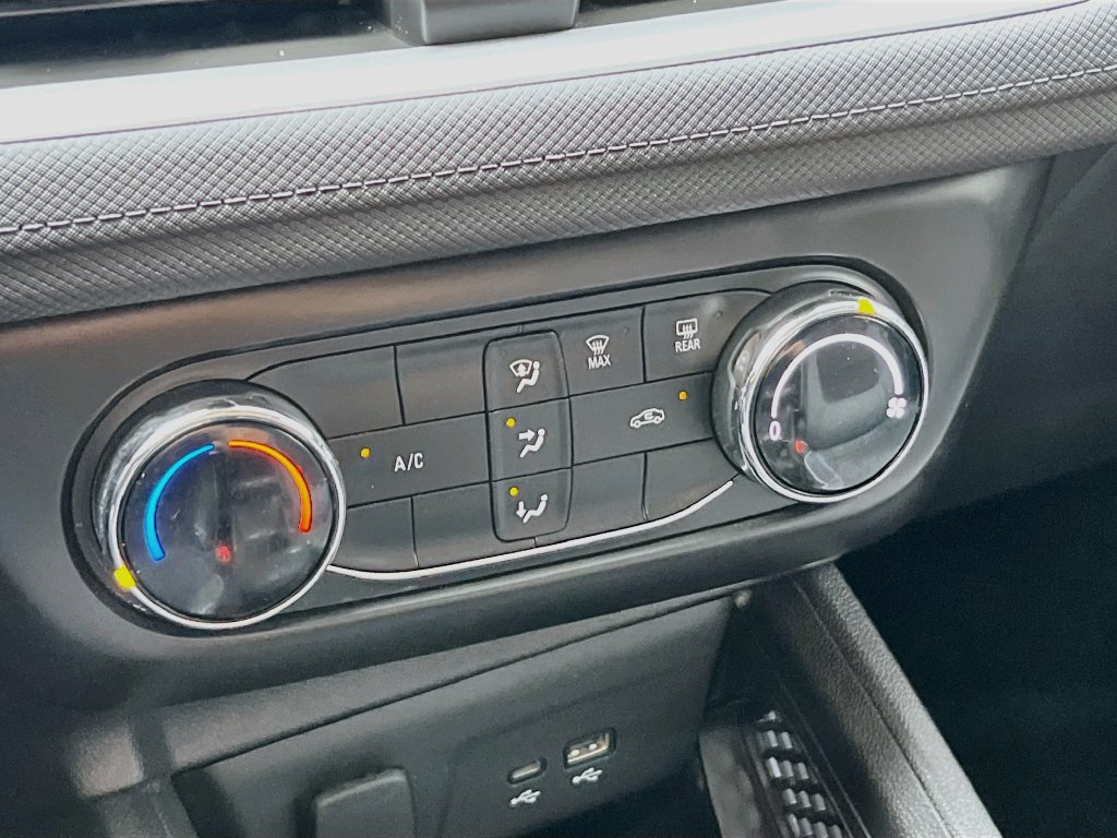Used 2025 Chevrolet TrailBlazer LS w/ LS Convenience Package FWD image 15