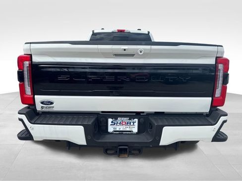 Used 2025 Ford F450 Platinum w/ FX4 Off-Road Package AWD/4WD image 7