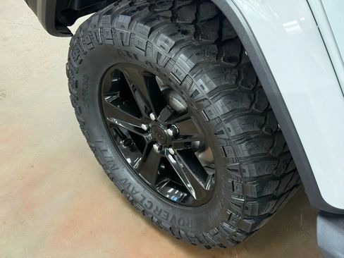 Used 2021 Jeep Wrangler Unlimited Sahara image 20