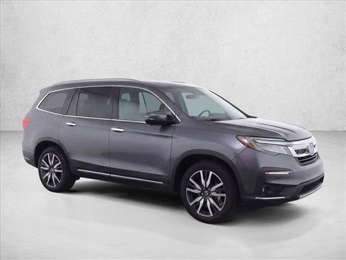 Used 2022 Honda Pilot Touring image 3