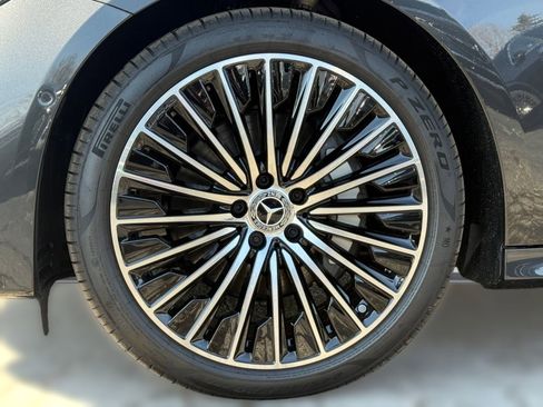 New 2026 Mercedes-Benz E 350 4MATIC Sedan image 11