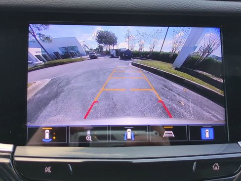 Used 2023 Cadillac XT6 Premium Luxury w/ Technology Package image 21