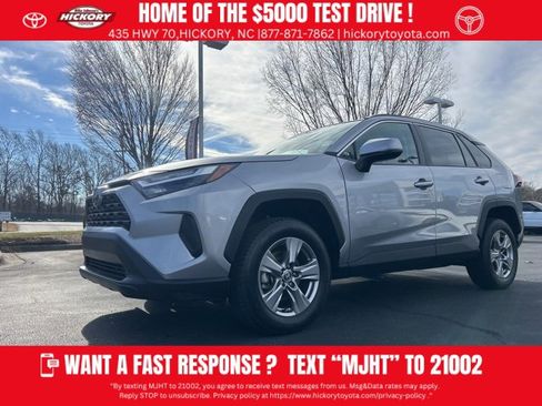 Used 2023 Toyota RAV4 XLE image 1
