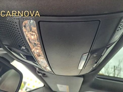 Used 2017 Mercedes-Benz GLC 300 4MATIC image 27