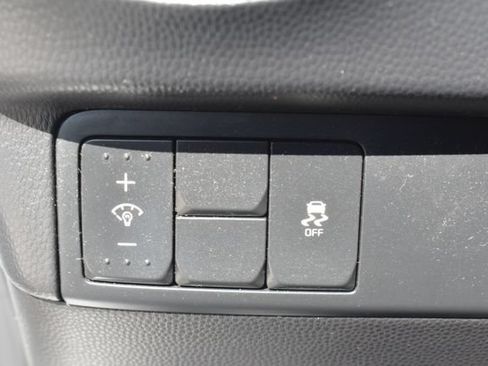 Used 2014 Kia Soul ! FWD image 18