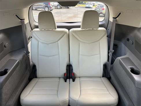 Used 2021 Cadillac XT6 Premium Luxury image 25