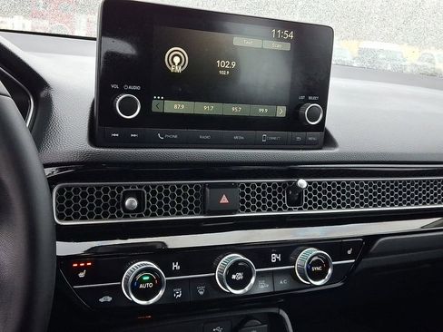 Used 2024 Honda Civic EX-L image 24