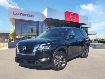 Used 2023 Nissan Pathfinder S