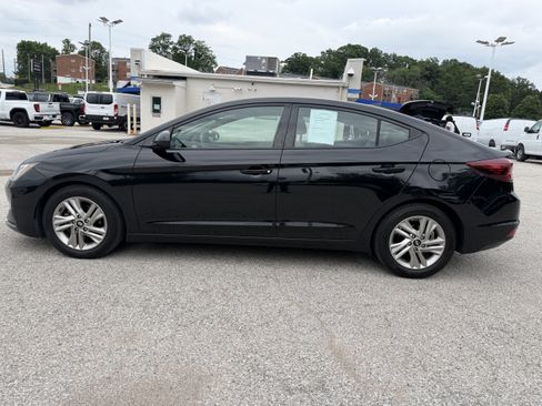 Used 2020 Hyundai Elantra Value Edition FWD image 4