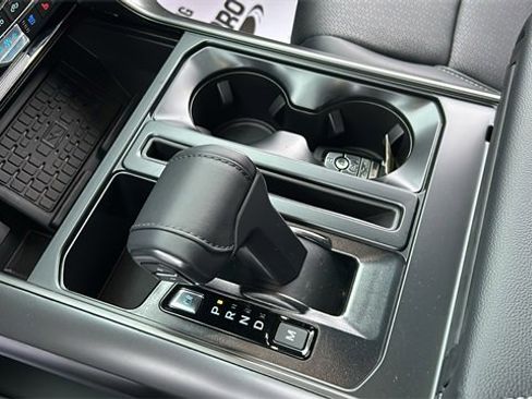 New 2025 Ford F150 Lariat w/ Equipment Group 501A Mid image 20