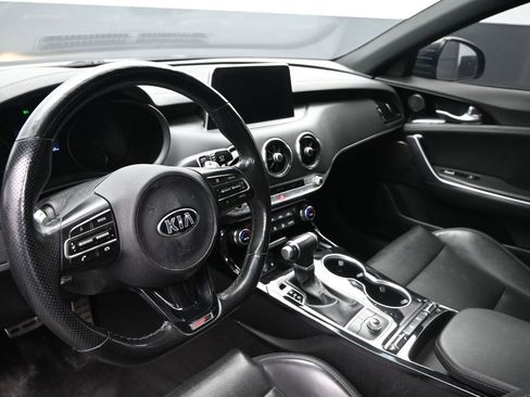 Used 2021 Kia Stinger GT-Line w/ Sun & Sound Package image 17