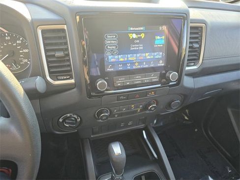 Used 2023 Nissan Frontier SV image 33
