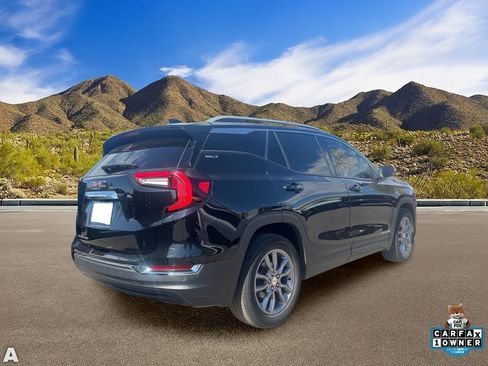 Used 2022 GMC Terrain SLT FWD image 4