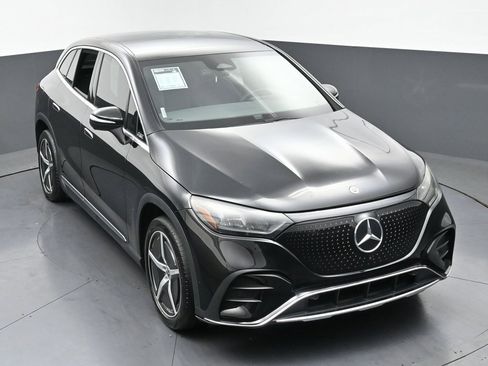 Used 2023 Mercedes-Benz EQE 500 4MATIC SUV image 44