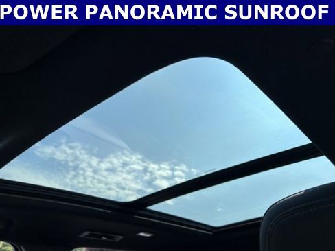 New 2026 Chevrolet Traverse RS image 3