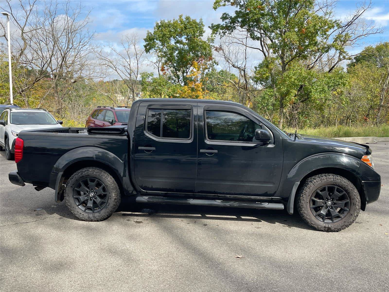 Used 2018 Nissan Frontier SV w/ Value Truck Package RWD image 6