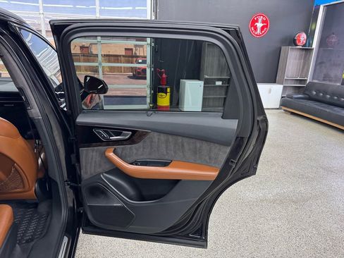 Used 2019 Audi Q7 3.0T Prestige AWD/4WD image 17