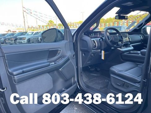 New 2025 Ford Expedition Platinum w/ Stealth Performance Package image 4