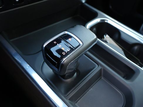 Used 2022 Chevrolet Silverado 1500 High Country w/ High Country Premium Package image 24