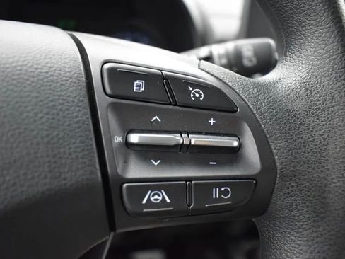 Used 2023 Hyundai Kona SEL AWD/4WD image 23