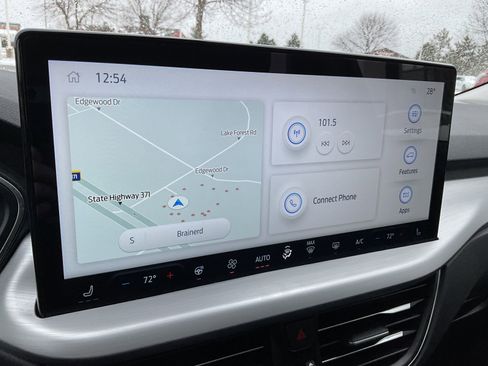 Used 2024 Ford Escape Platinum image 29