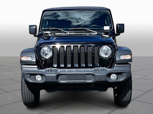 Used 2020 Jeep Wrangler Sport S image 4