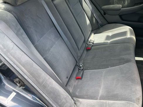 Used 2005 Honda Accord LX image 18