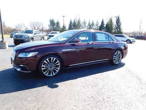 Used 2017 Lincoln Continental Select w/ Climate Package image 7