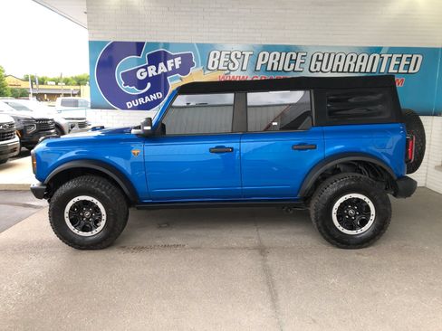 Used 2022 Ford Bronco Badlands AWD/4WD image 5