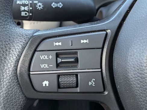 Used 2026 Honda HR-V LX image 23