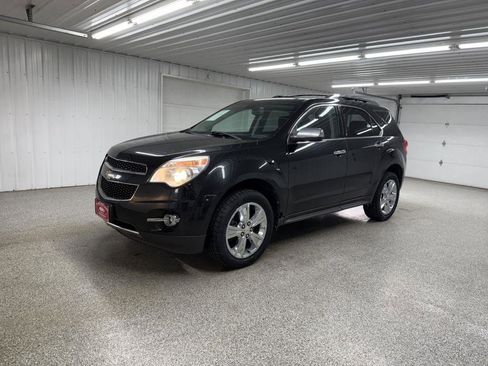 Used 2010 Chevrolet Equinox LTZ image 3