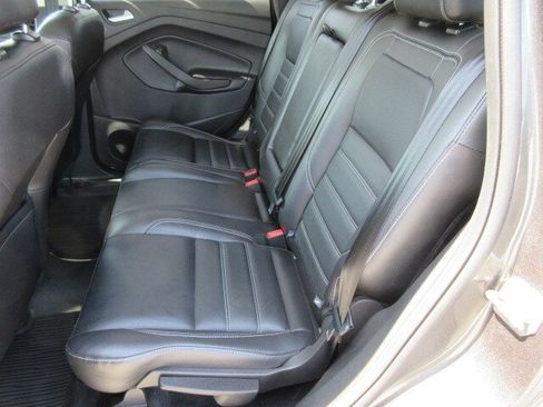 Used 2019 Ford Escape Titanium FWD image 15