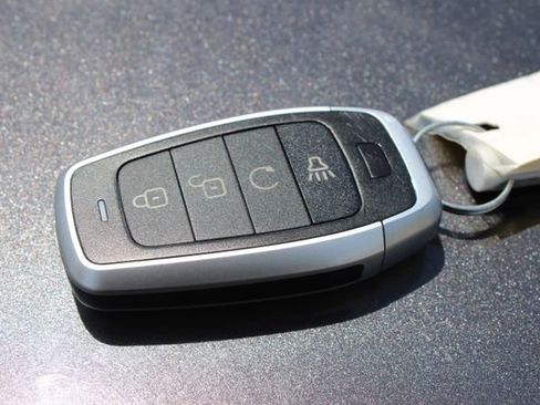 Used 2020 Jeep Grand Cherokee Limited RWD image 58