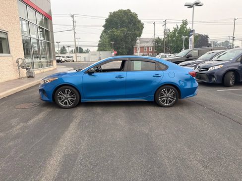 Used 2024 Kia Forte GT-Line w/ GT-Line Premium Package FWD image 3