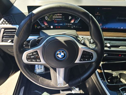 Used 2024 BMW X5 xDrive50e w/ M Sport Package image 10