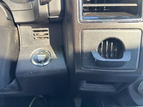 Used 2020 Ford Expedition Max Limited RWD image 25